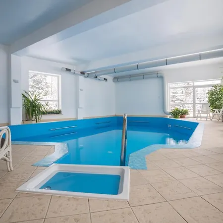 Alpesi faház Marjo Z Basenem Kościelisko