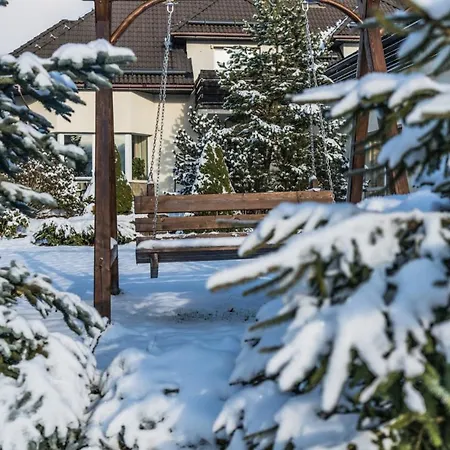 Marjo Z Basenem Alpesi faház