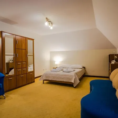 Alpesi faház Marjo Z Basenem Kościelisko