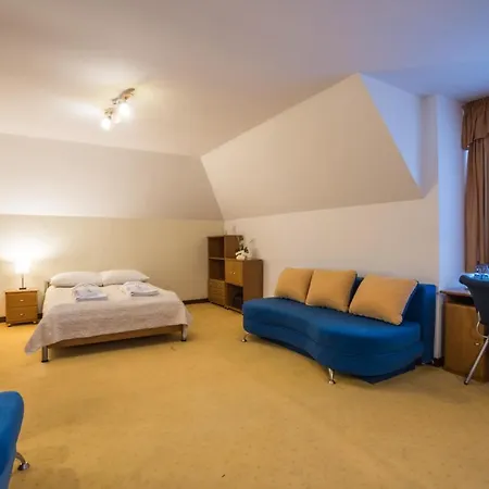 Alpesi faház Marjo Z Basenem