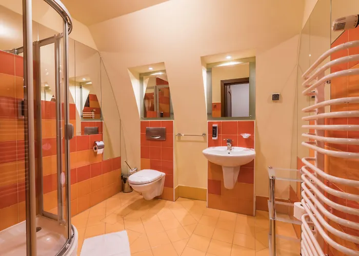 木屋 Marjo Z Basenem