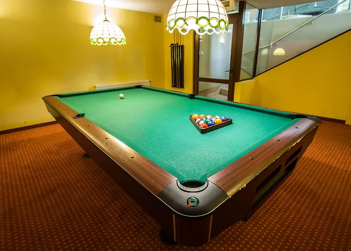 木屋 Marjo Z Basenem 考斯赛力克