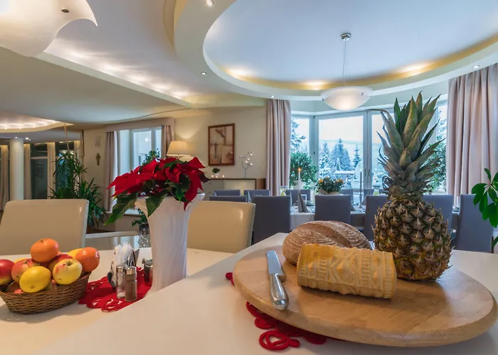 Marjo Z Basenem 考斯赛力克