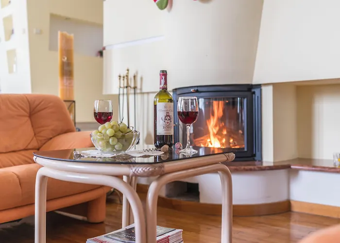 Marjo Z Basenem 木屋 *