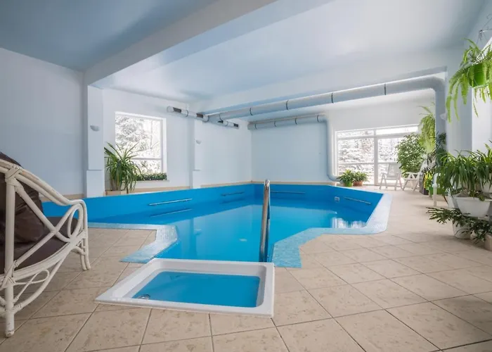 木屋 Marjo Z Basenem 考斯赛力克