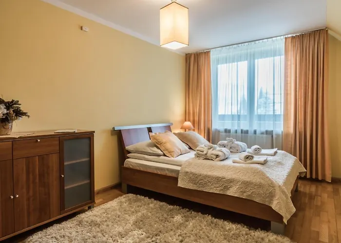 木屋 Marjo Z Basenem 考斯赛力克