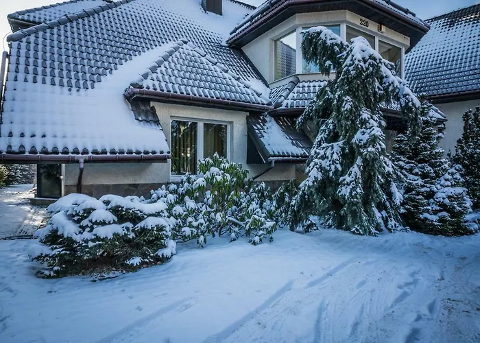 Marjo Z Basenem 木屋 考斯赛力克
